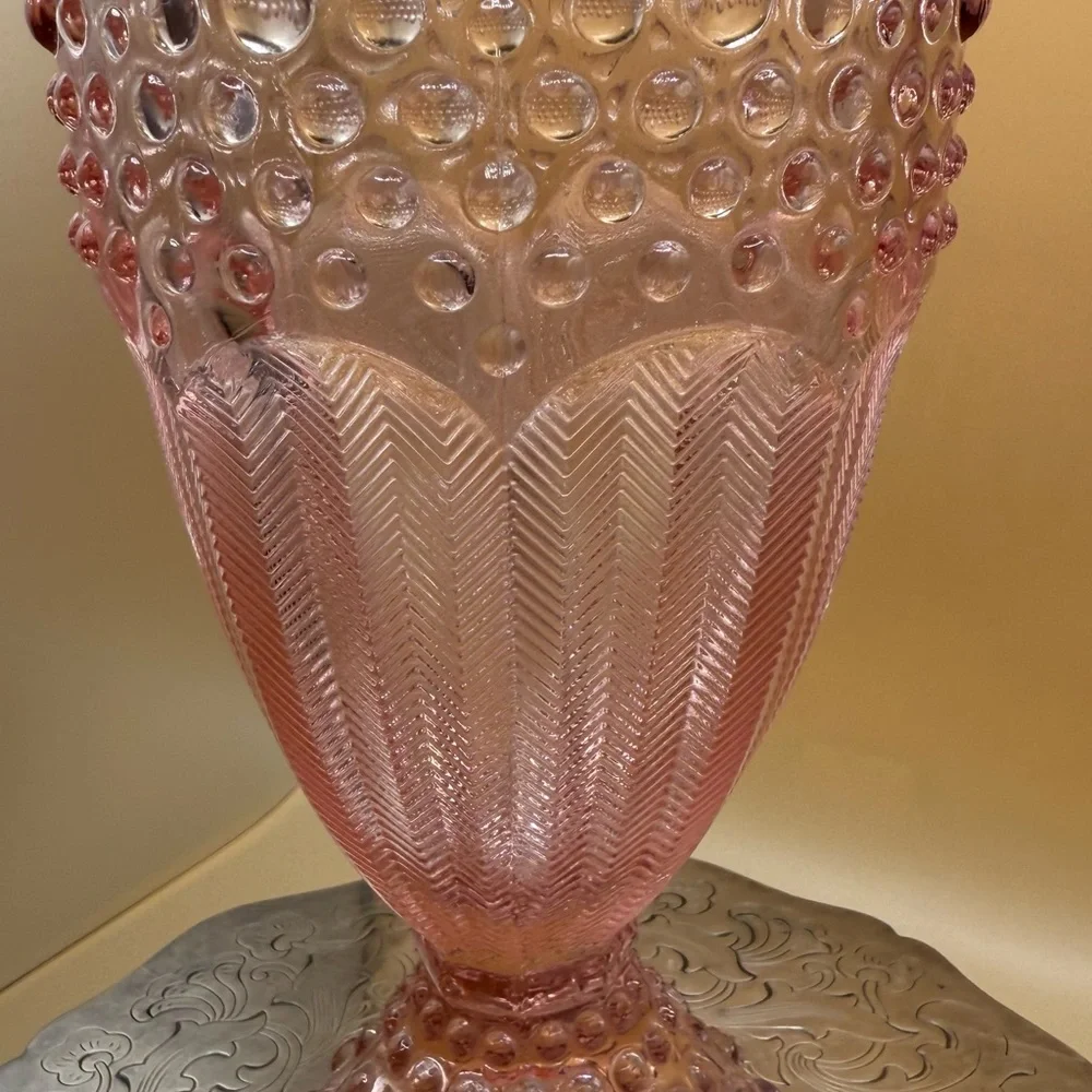 Vintage Pink Glass goblet - Picture 4 of 8
